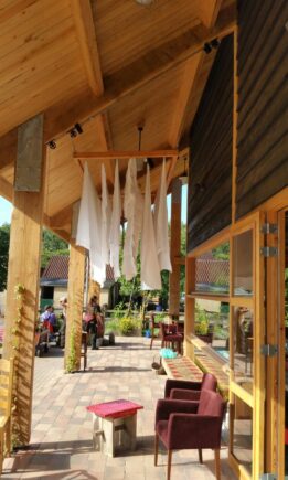 Cleaning, linen, laundry and drying.